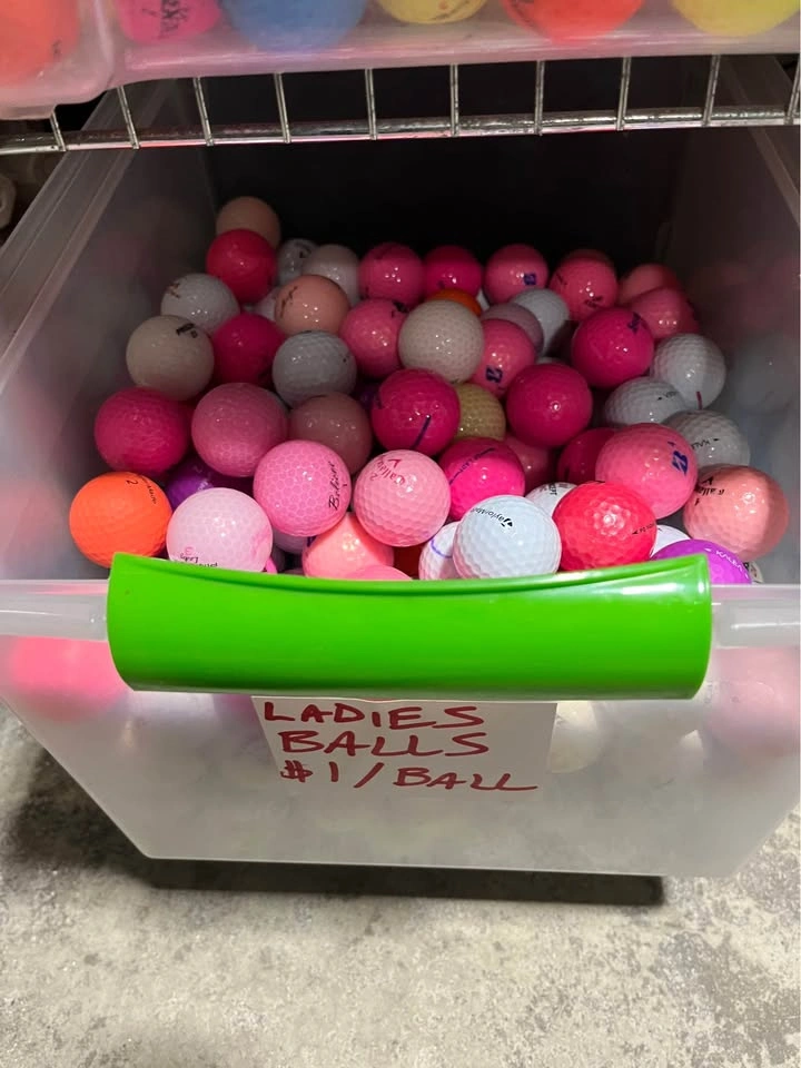 Ladies Golf Balls - Great Condition - $1/Ball - Waterloo - photo 2