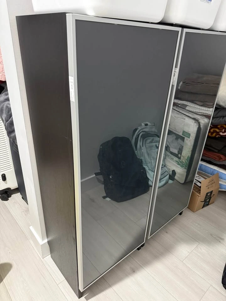 Glass Cupboard (Excellent condition) - photo 2