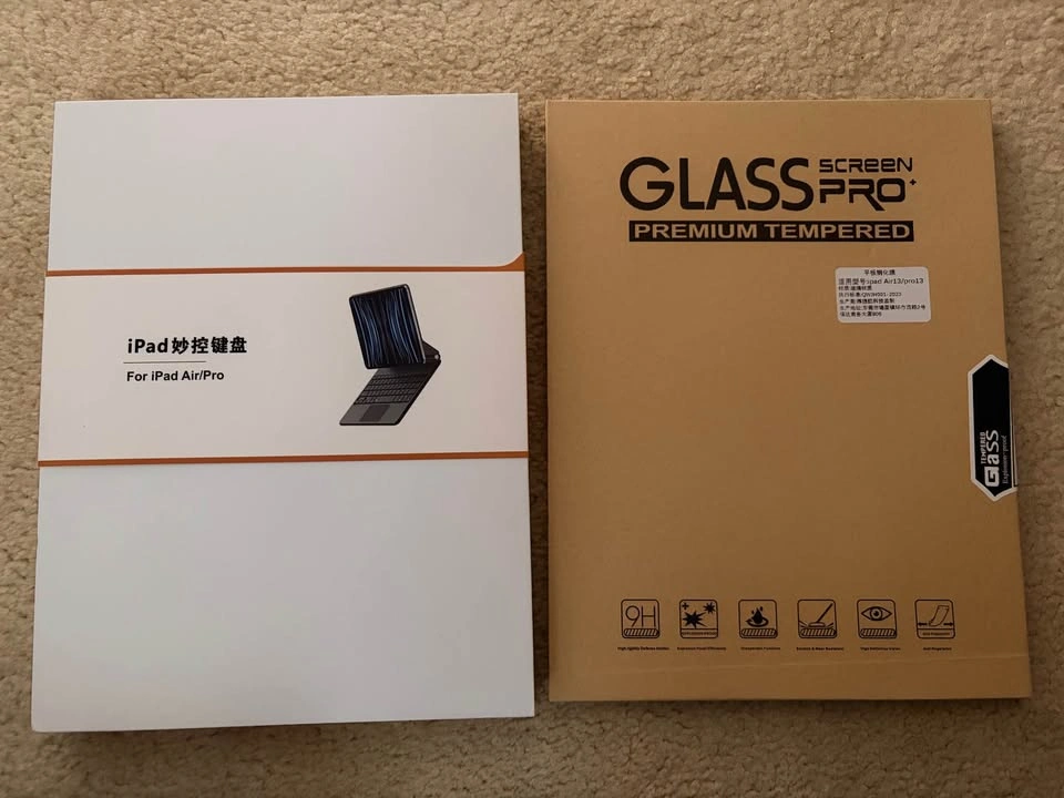 iPad Pro/Air 13 inch Smart Keyboard + Screen Protector - photo 4