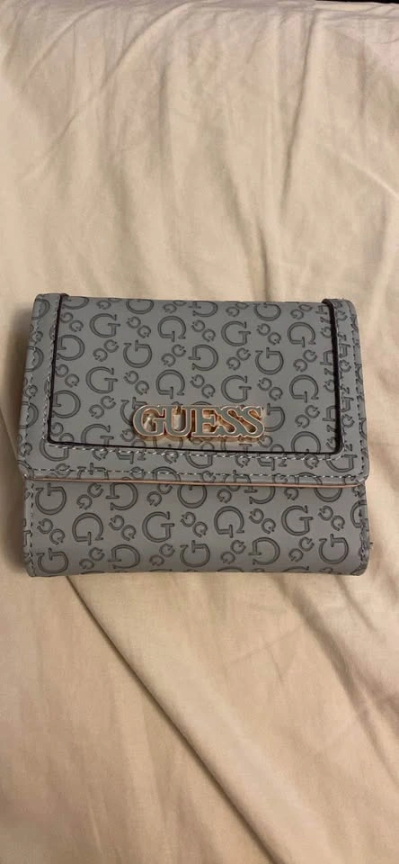 GUESS Wallet - photo 2