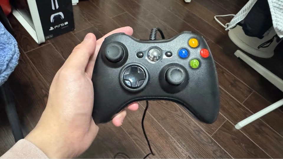Long Wired Gaming Controller for Windows - photo 2