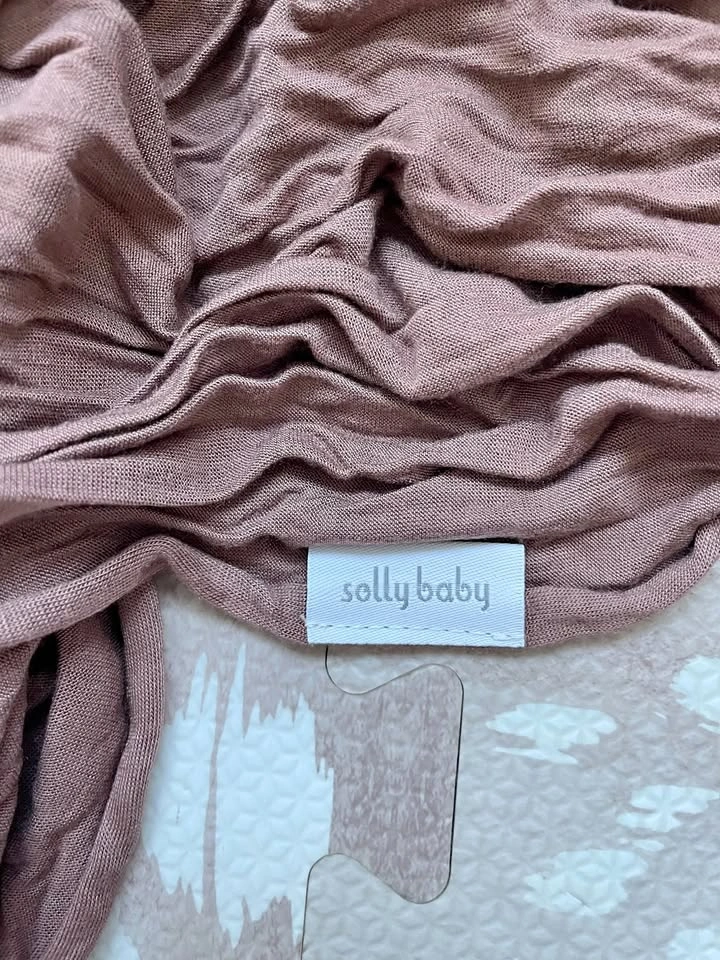 Solly Baby Wrap in Cottage Rose
