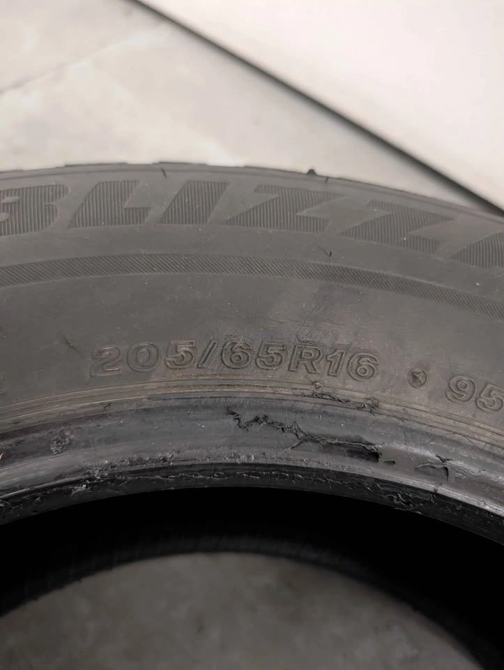 Bridgestone Winter Tires for Sale 205/65 R16 - photo 2