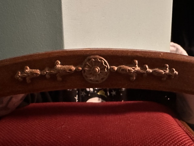 Antique Vanity - photo 3