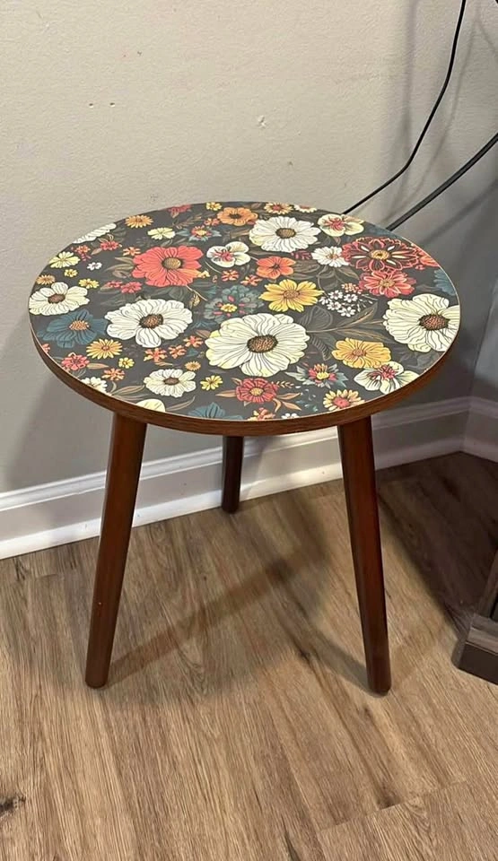 Floral Round Accent Table