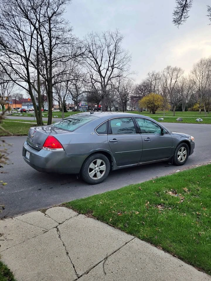 2006 Chevrolet Impala LT Sedan 4D