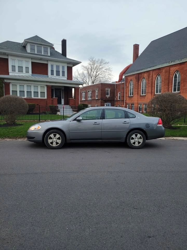 2006 Chevrolet Impala LT Sedan 4D - photo 4