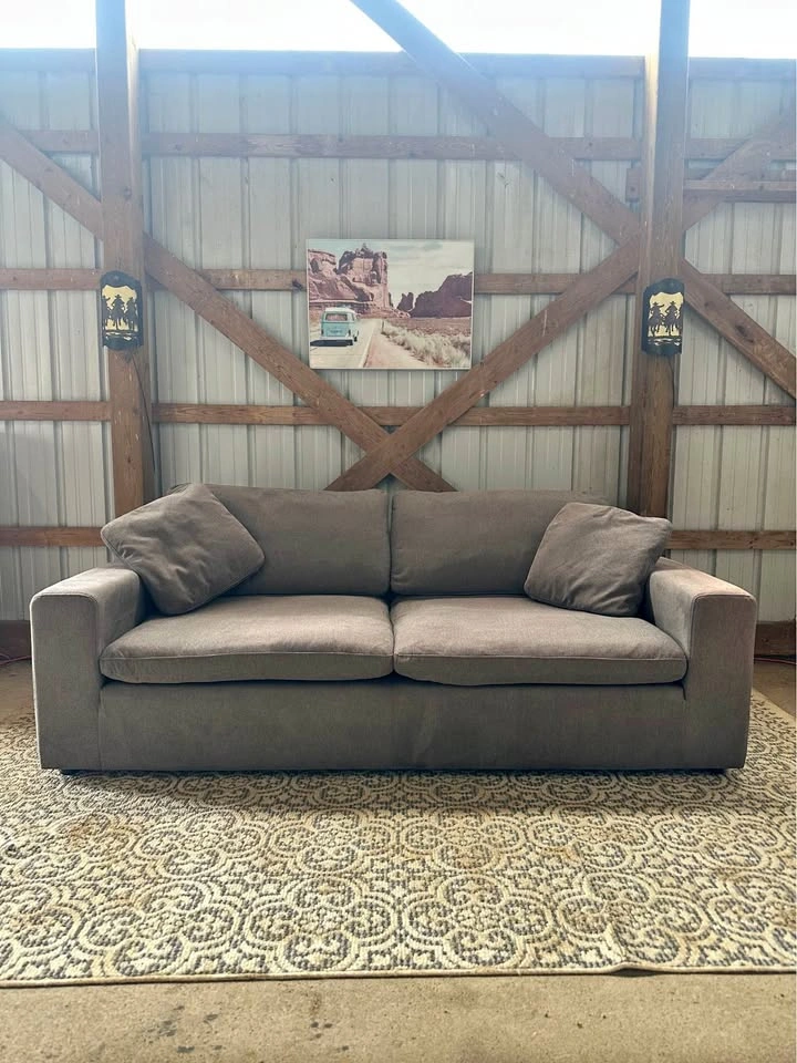 Structube SOFT Contemporary 3-Seater Sofa in Grey