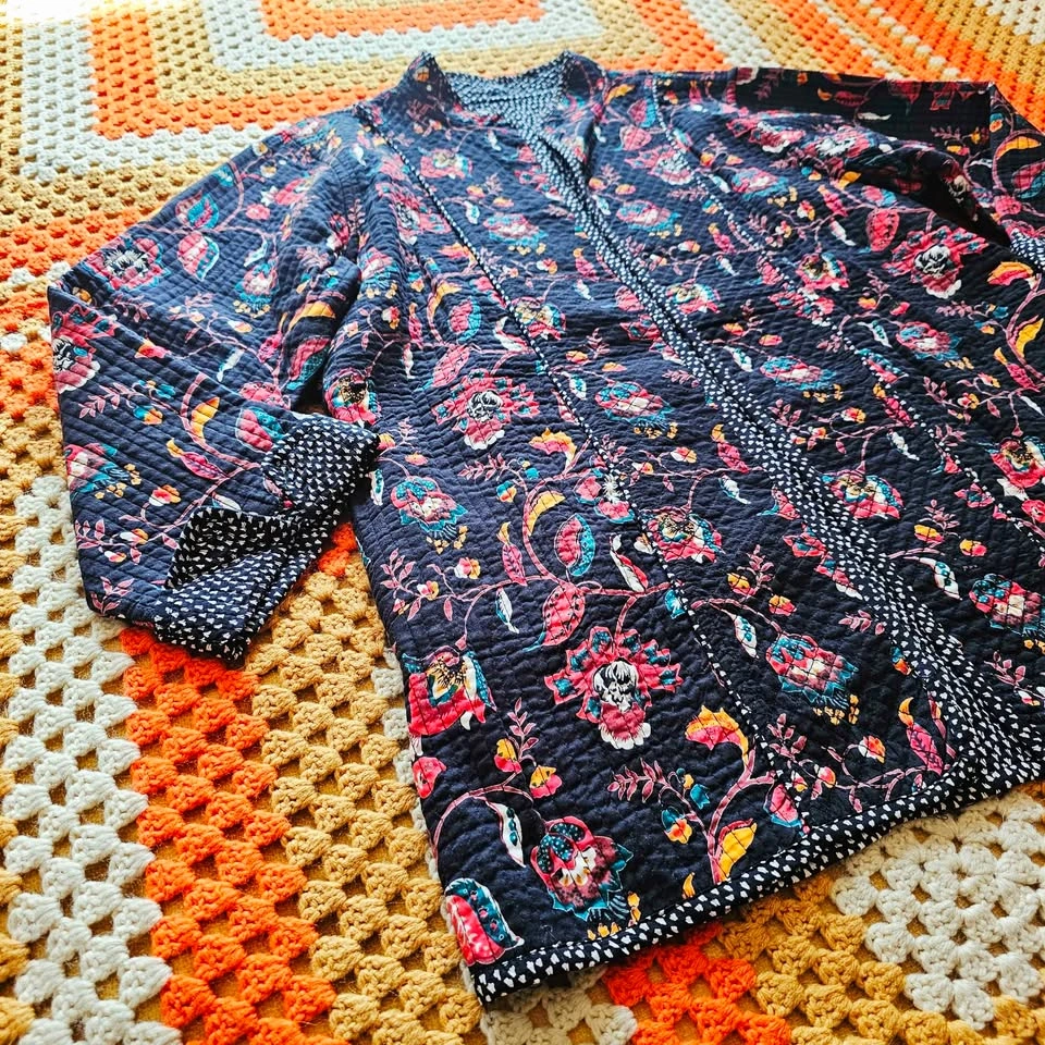 Vintage Reversible Quilted Floral Tang Style Jacket XL - photo 2
