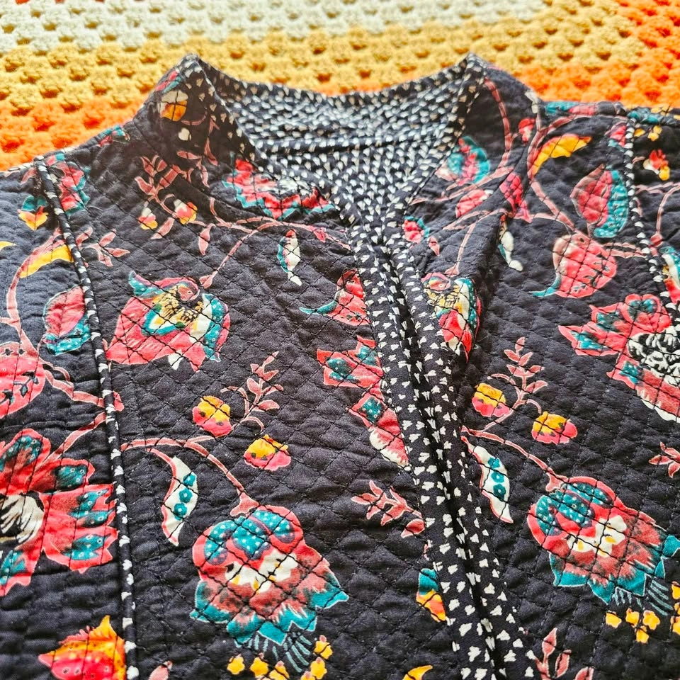 Vintage Reversible Quilted Floral Tang Style Jacket XL - photo 4