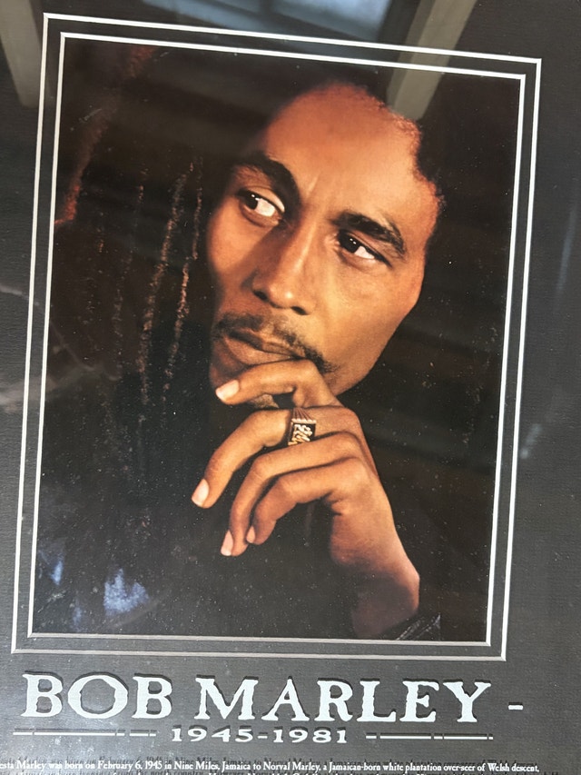 Bob Marley Etched Glass Framed Print - photo 2