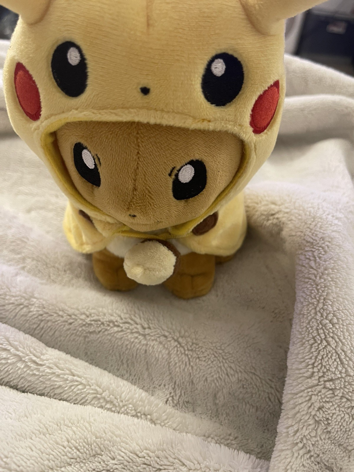Pokemon Center Eevee Wearing Pikachu Cape 9" Plush - photo 3