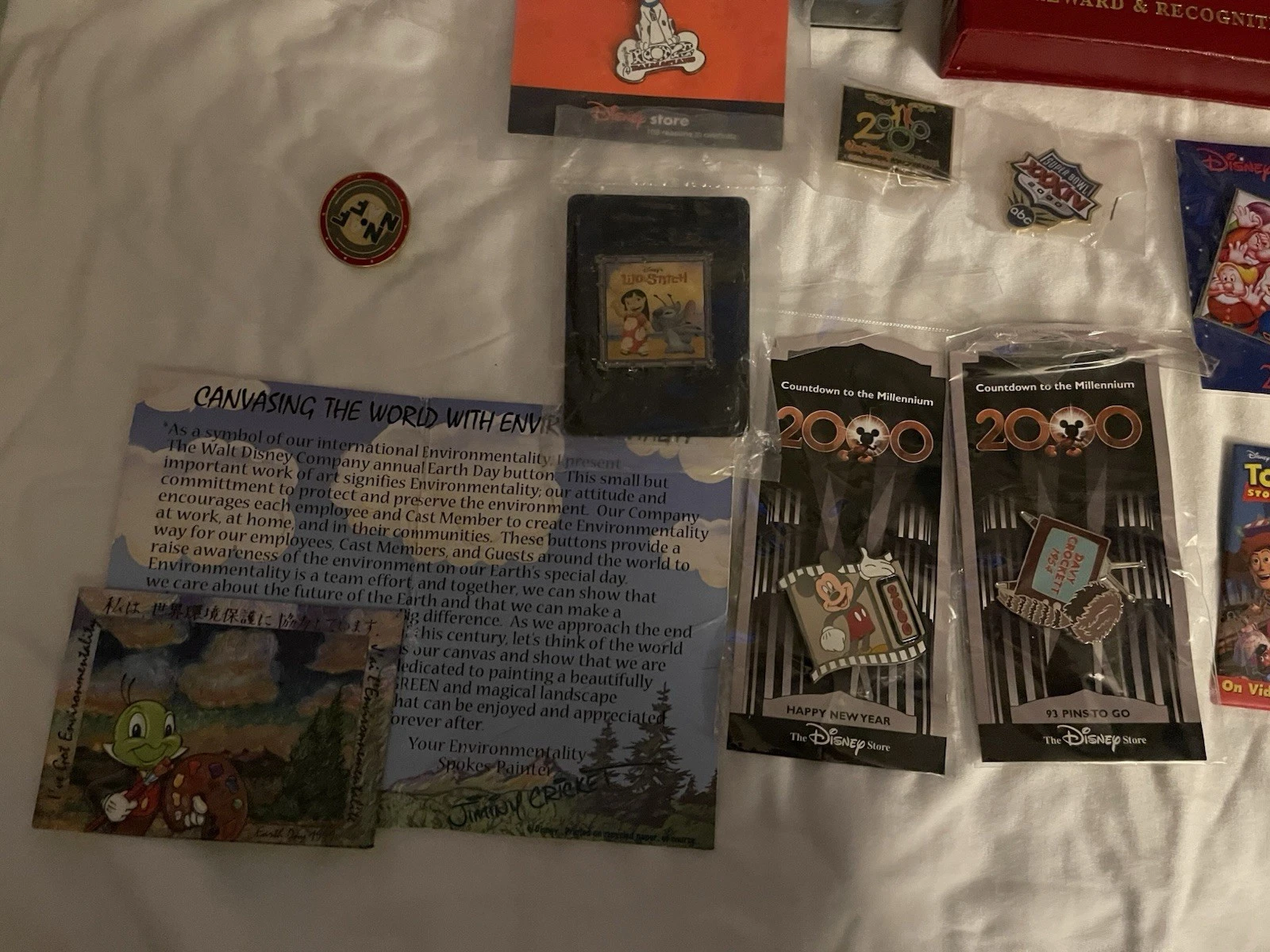 LOT of 34 DISNEY TRADING PINS Limited Edition & Vintage Pins - R - photo 5