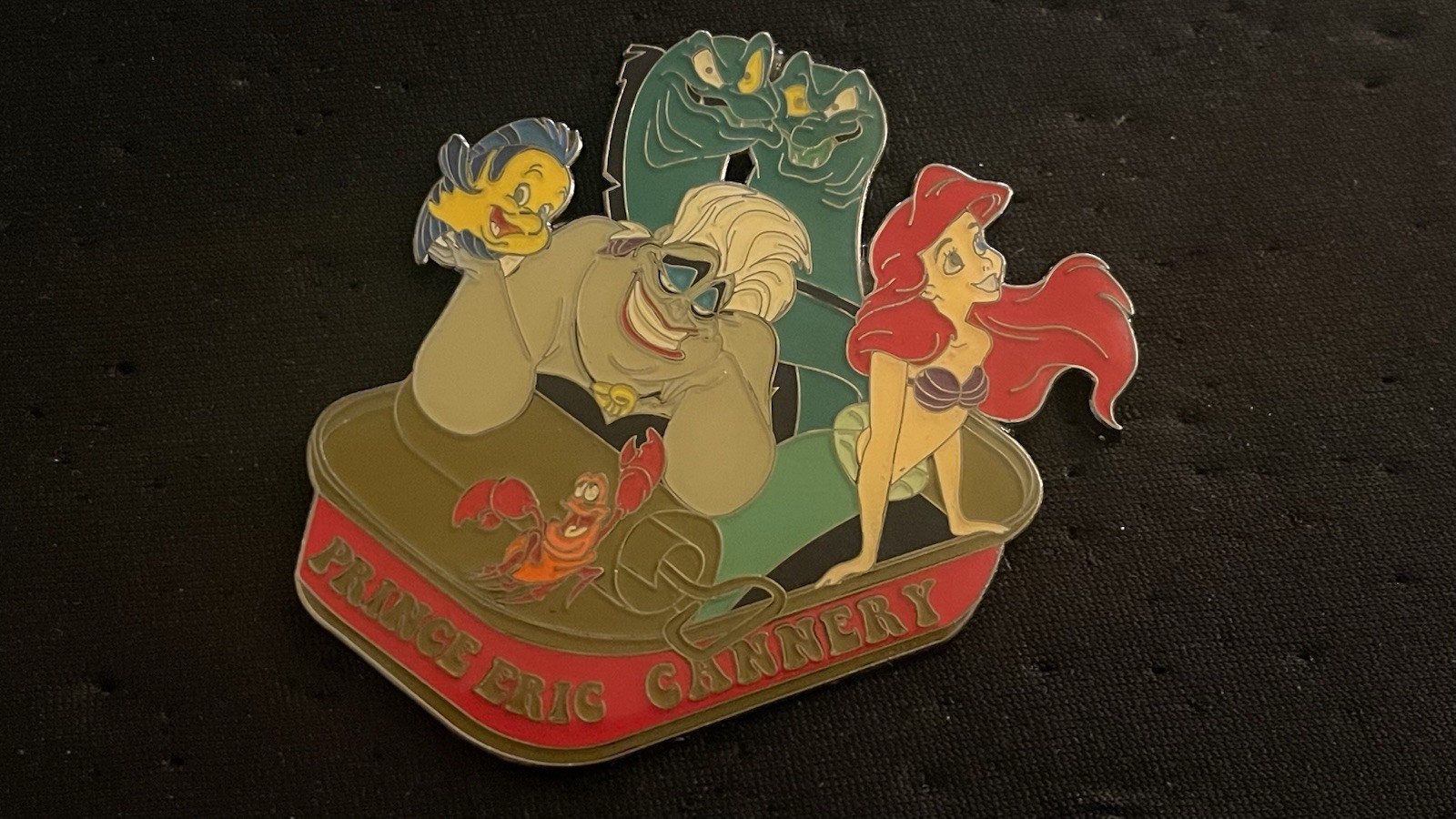 Disney Little Mermaid Ariel Ursula Jumbo Fantasy Pin LE 100 *RAR