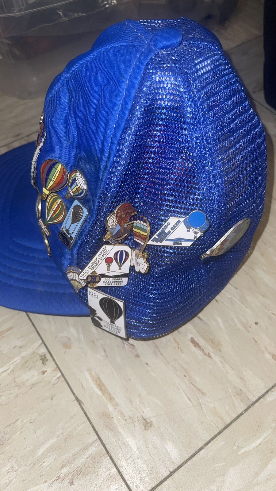 Vintage Trucker Hat w/ Rare Hot Air Balloon Pins - photo 2