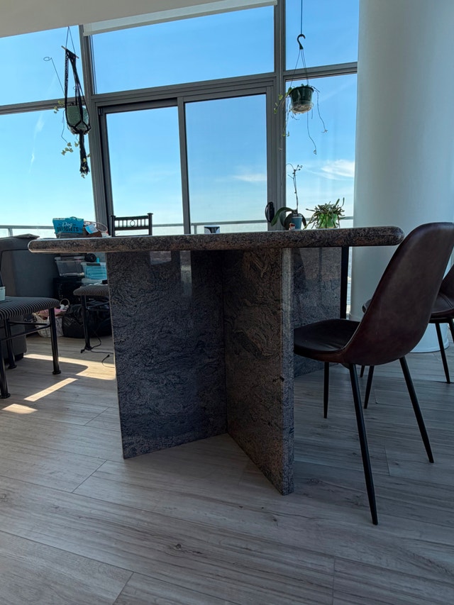Large Granite Dining Table - photo 3