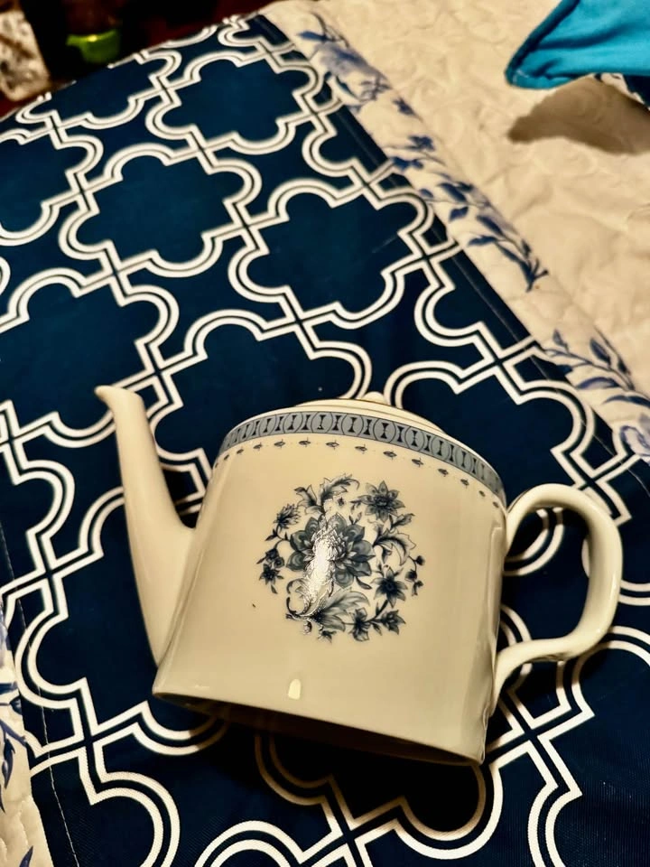 VISTA ALEGRE Portugal Teapot, Creamer, Sugar Bowl - photo 3