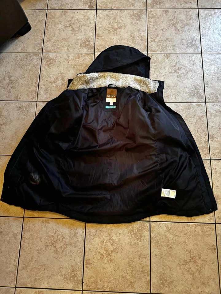 GIRL’s ROXY Winter Coat