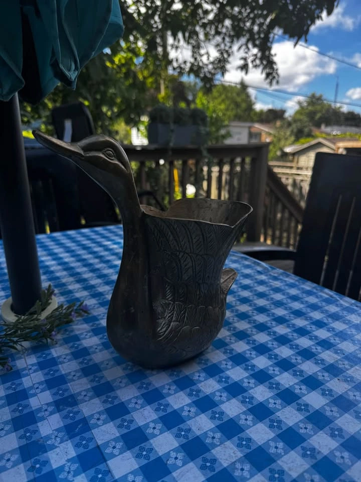 Mid-Century Hollywood Regency Brass Swan Wine Cooler/Planter - photo 2