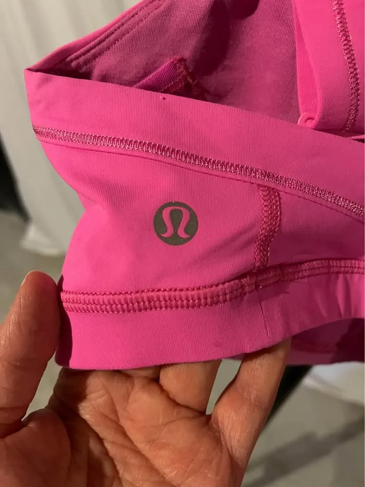 Lululemon Bra image indicator(3)