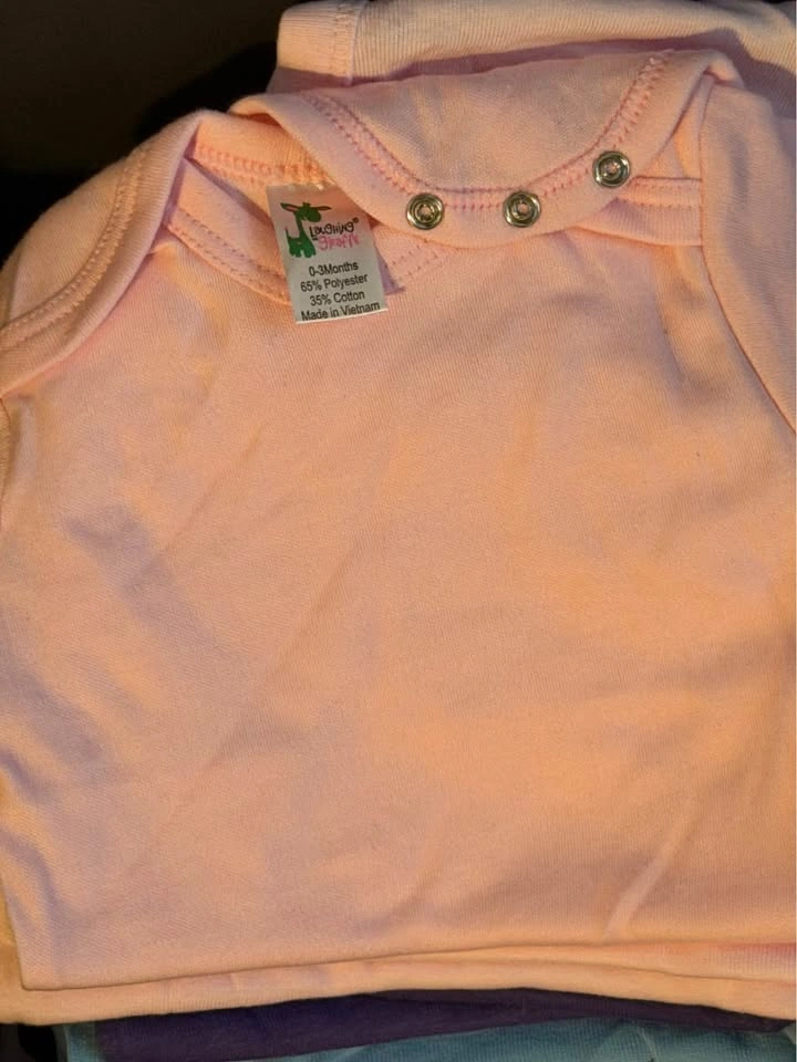 Large Lot of T-shirts, Tank Tops & Onesies for Newborns & Infant - photo 5