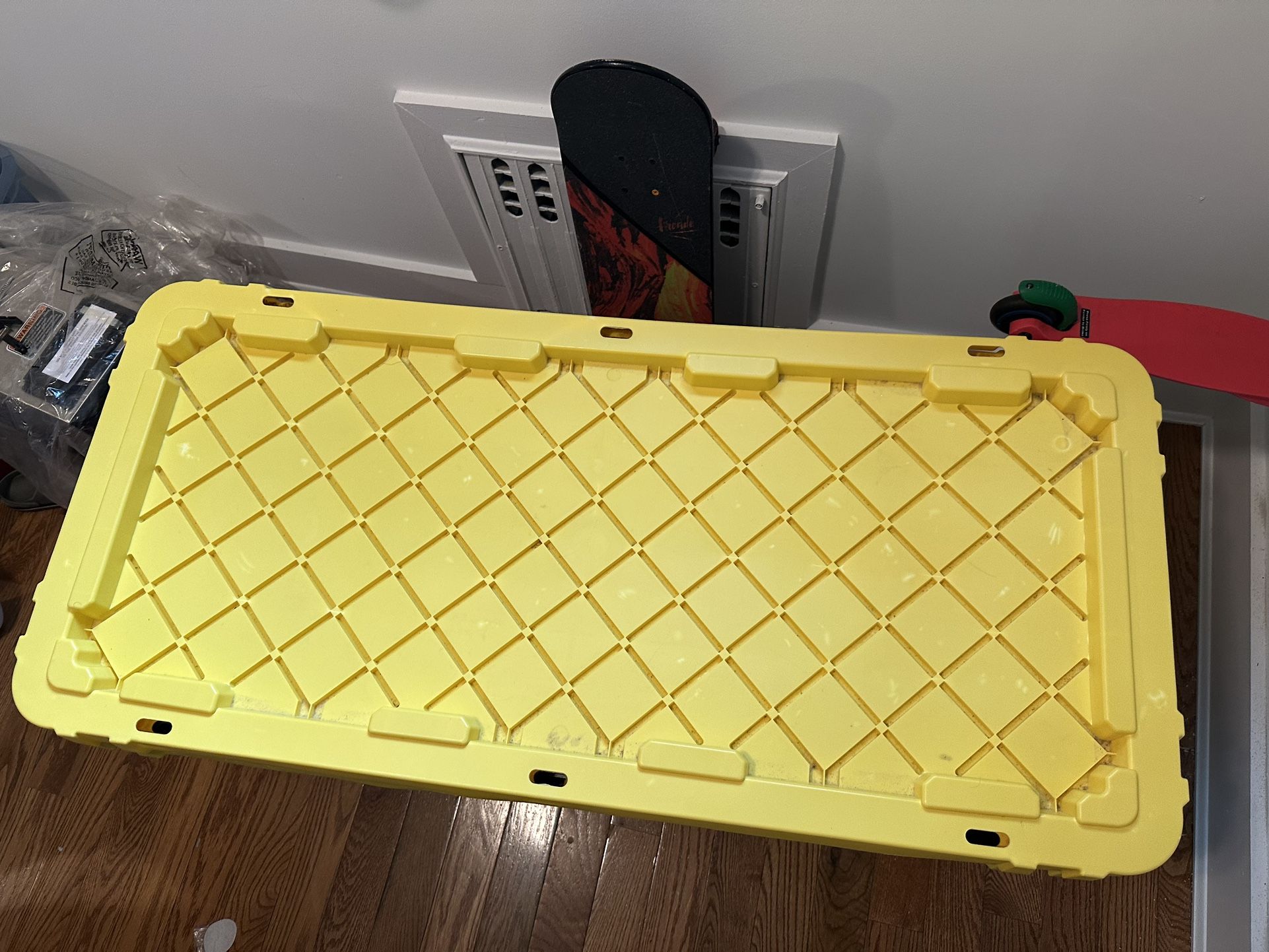 HDX 57 Gal. Tough Storage Tote - Black/Yellow Lid - photo 5
