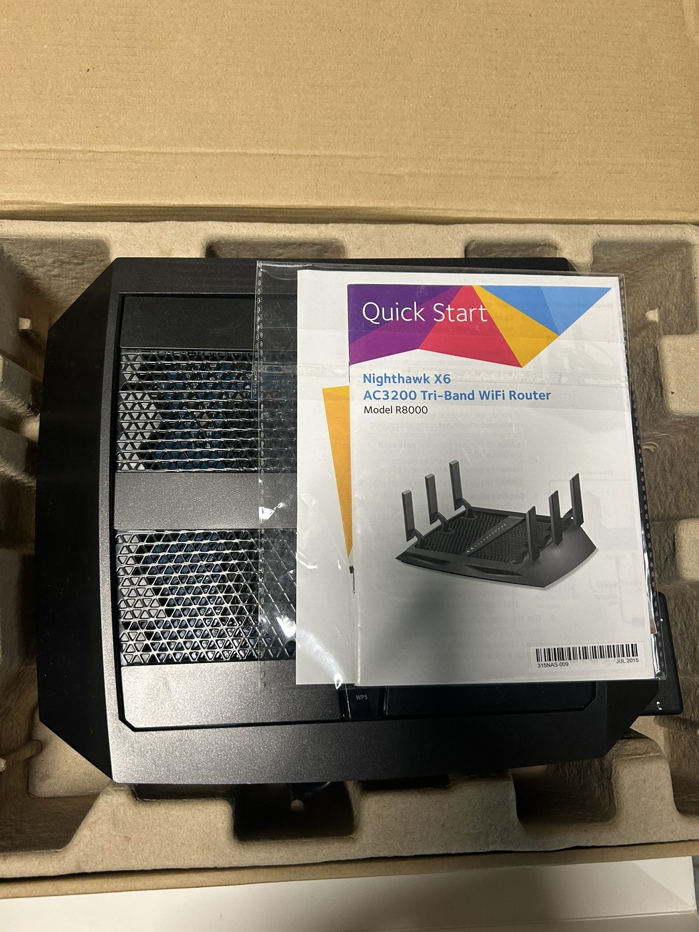 NETGEAR Nighthawk X6 AC3200 Tri-Band WiFi Router R8000 - photo 3