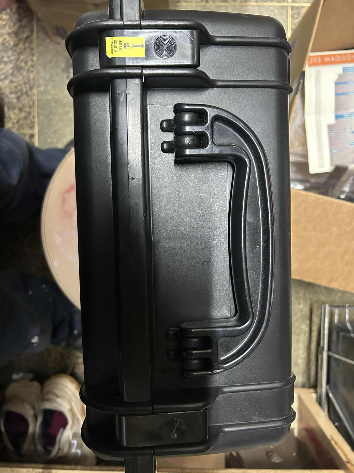 Seahorse SE-720D Protective Case with Adjustable Divider Tray - photo 3