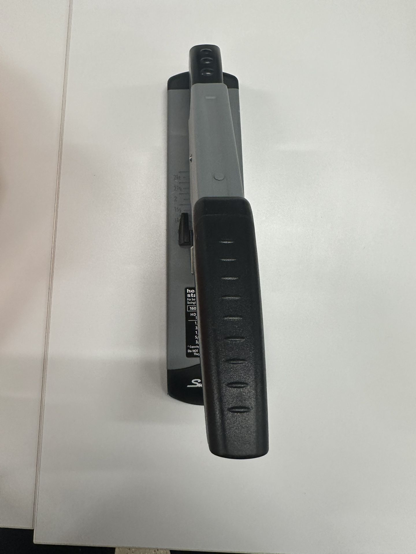 Swingline Heavy Duty Desktop Stapler - photo 3