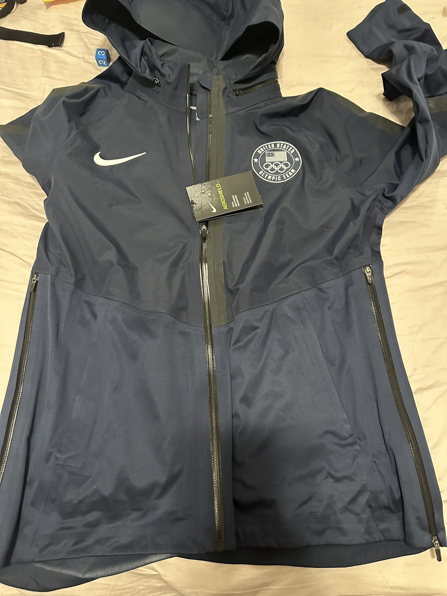 Nike Aeroshield US Olympic Team Soft Shell Full Zip Hooded Jacke - photo 3