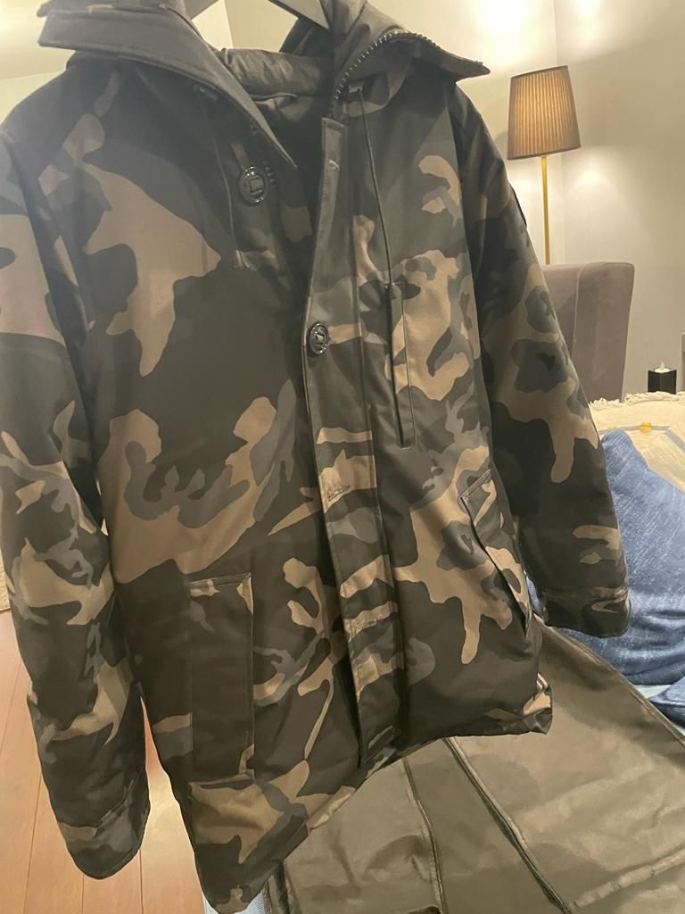 Canada Goose Camouflage Jacket - photo 2