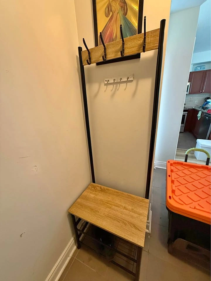 Modern Entryway Coat Rack with Bench – Rustic & Stylish