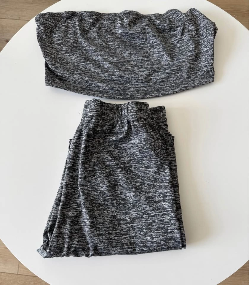 Trendy Casual Women’s Clothing – Tops, Leggings & Dresses
