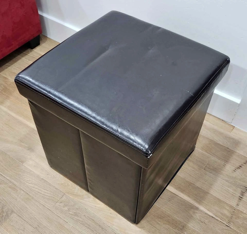 2 Ottomans with storage