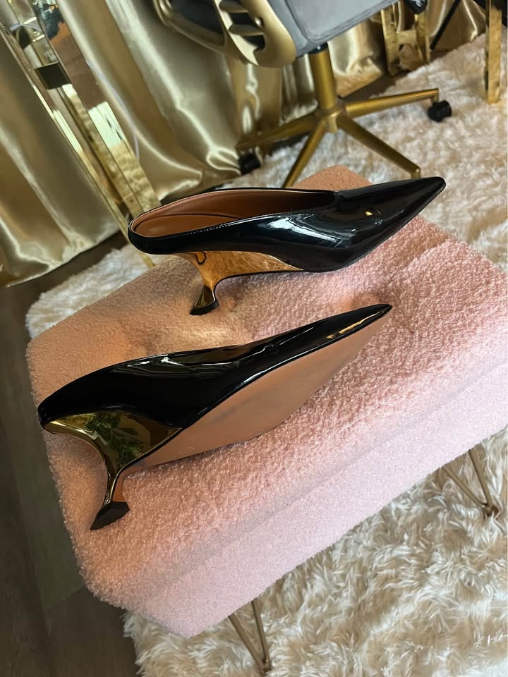 Patent Leather Mueller Women‘s Shoes 8.5 (Like New) - photo 4