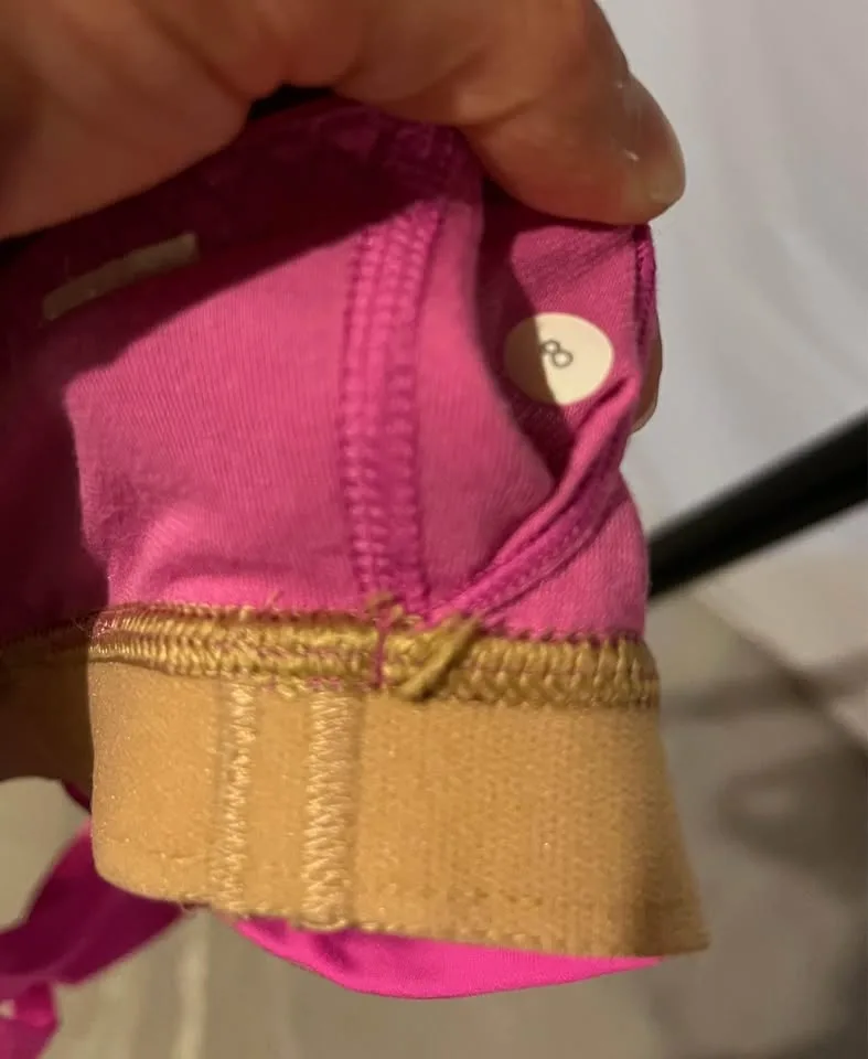 Lululemon Bra image indicator(5)