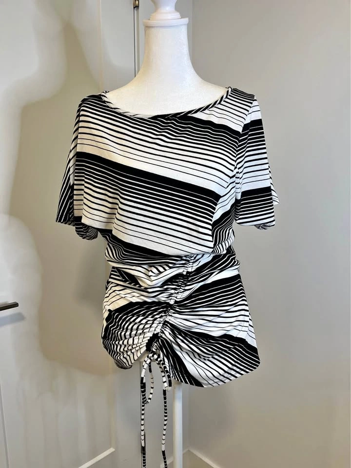 LE CHATEAU Black & White Striped Cinch Shirt