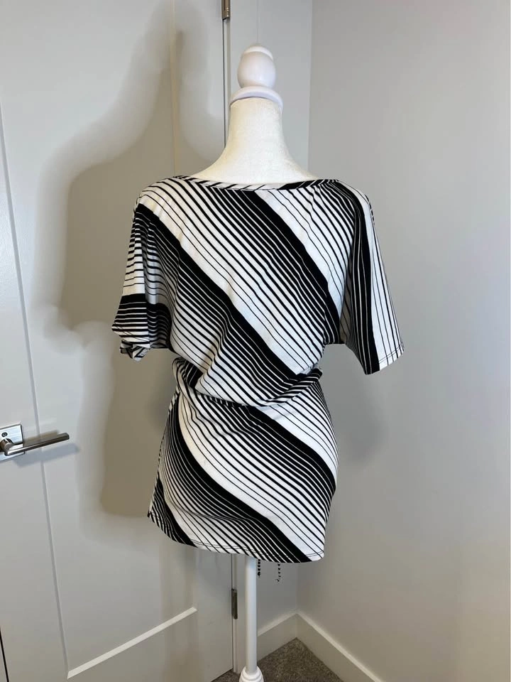 LE CHATEAU Black & White Striped Cinch Shirt - photo 5