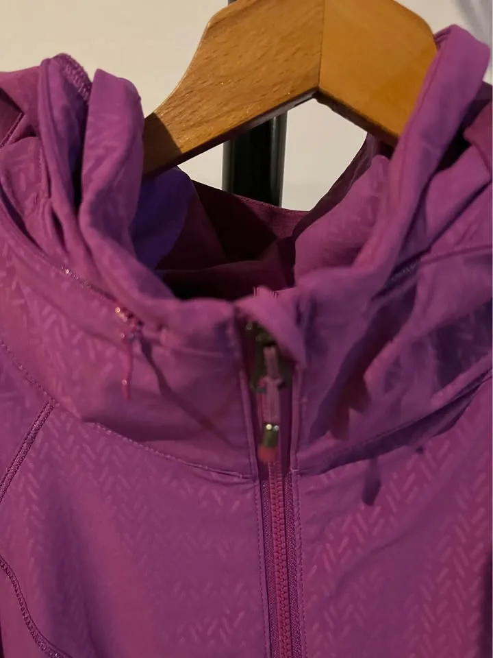 Lululemon Go The Distance Jacket image indicator(4)