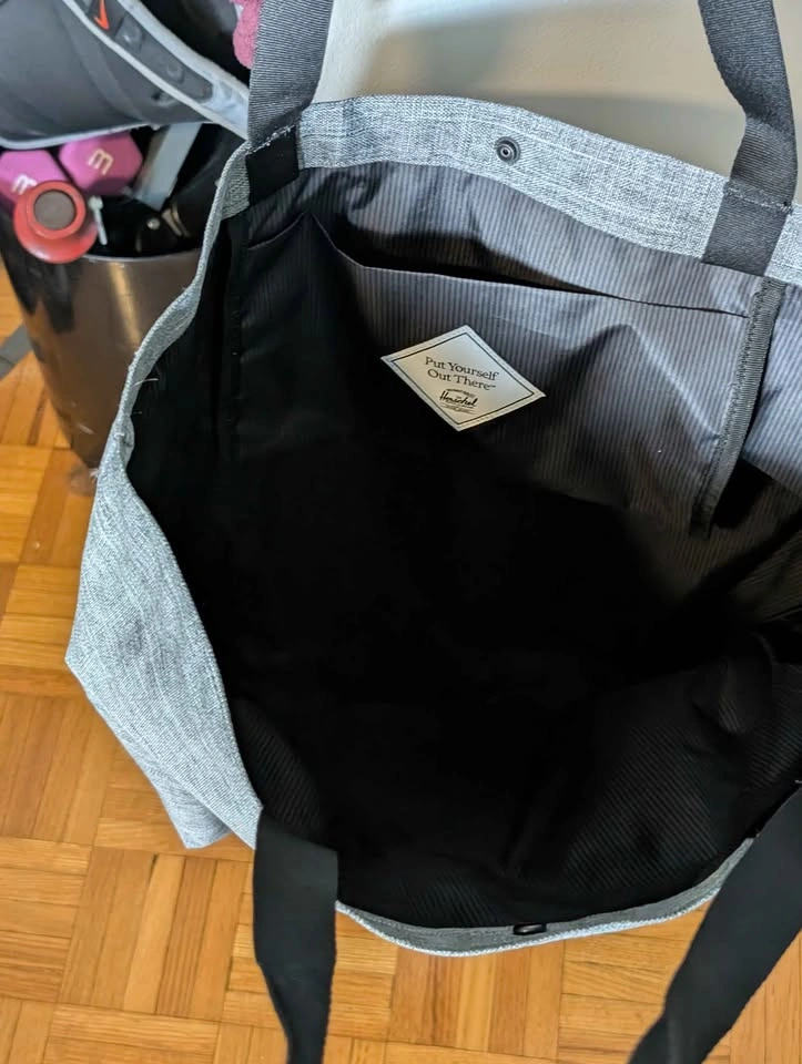Herschel Classic Tote - 19L - photo 3