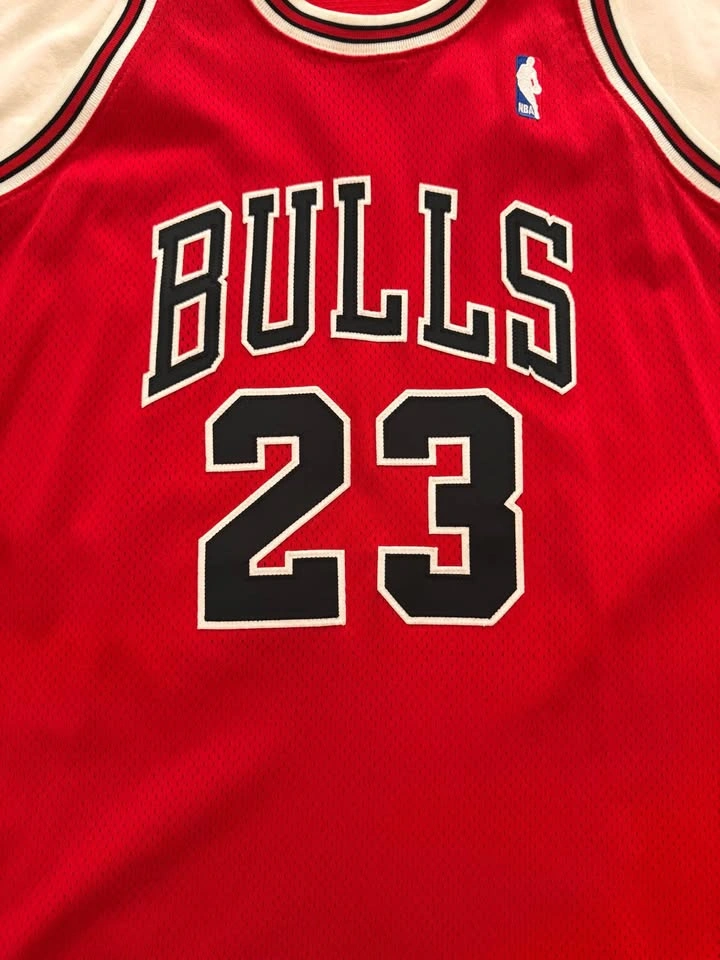 BRAND NEW 97-98 Chicago Bulls Michael Jordan Jersey 5XL - photo 3