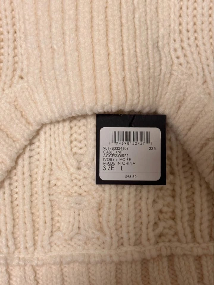 BRAND NEW Club Monaco Cable Knit Dog Sweater - photo 4