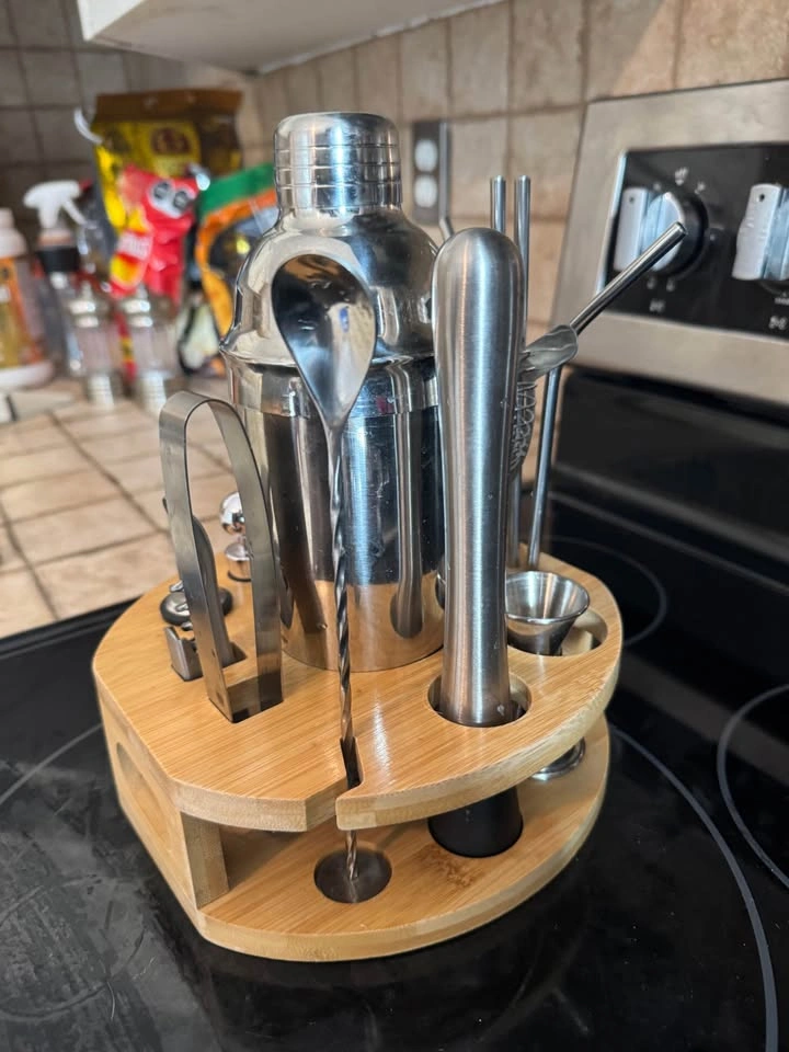 Stainless Steel Cocktail Shaker Set - photo 2