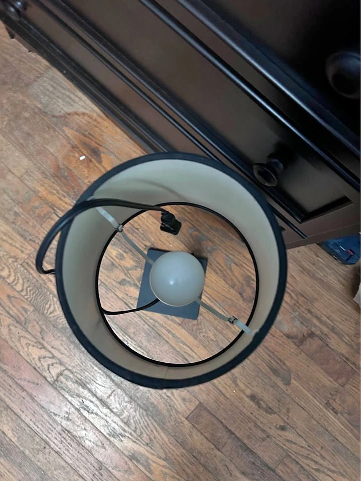 Black lamp