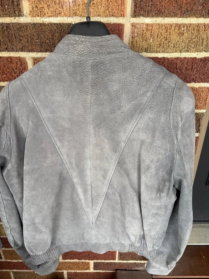 Unisex Leather Attic Grey Suede Bomber Jacket - photo 4