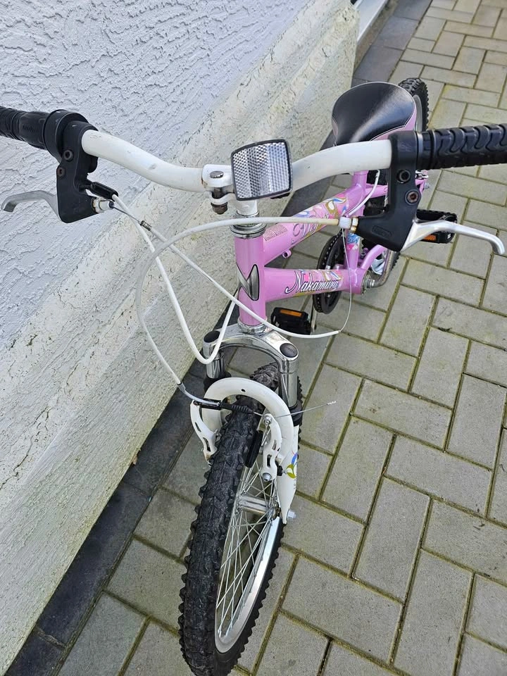 Girls 20" bike - photo 2
