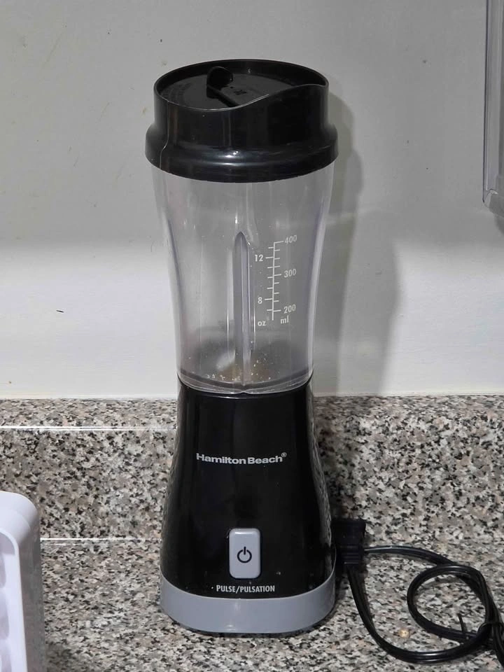 Black+Decker 8-Speed Blender + FREE Hamilton Beach Grinder - photo 2