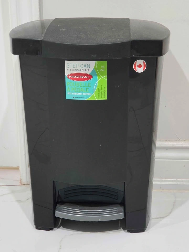 Mistral 19L Step Trash Can - photo 2