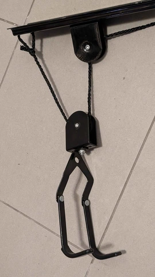 2 Bike Ceiling Hoist Pulley Systems / Garage Storage - photo 4