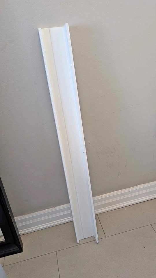 IKEA MOSSLANDA Picture Ledge 115cm